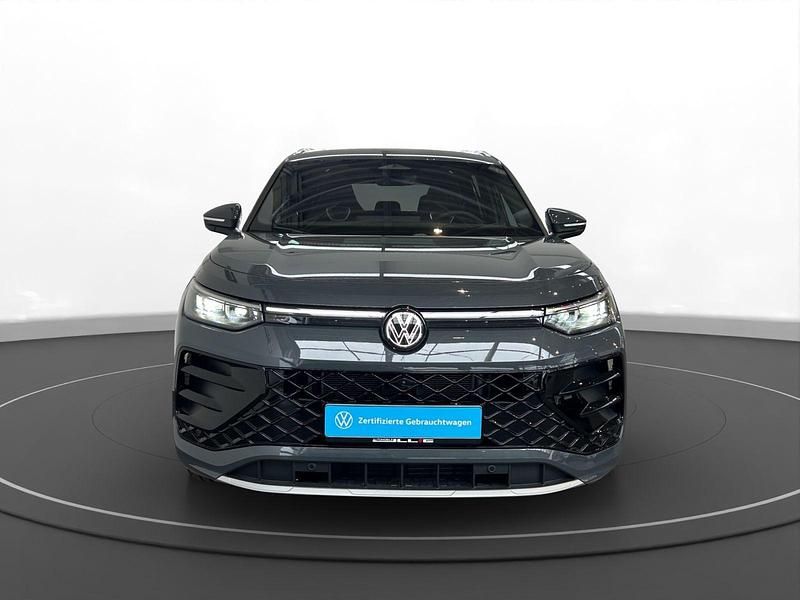 Gebraucht VW Tayron R-line 193 PS (141 kW) 2025 Delfingrau SUV