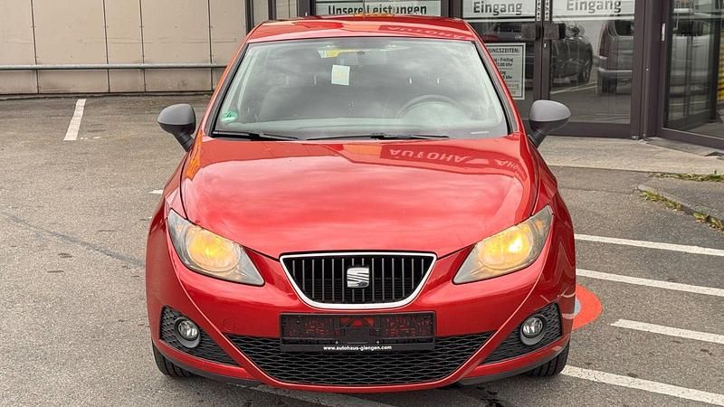 Rot Gebraucht 2011 Seat Ibiza Reference Kleinwagen | 1.999 € (Guter Preis) - Bild 1/4