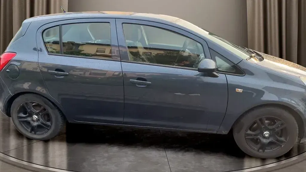 Gebraucht Opel Corsa Color Edition 80 PS (58 kW) 2009 Blau Kleinwagen