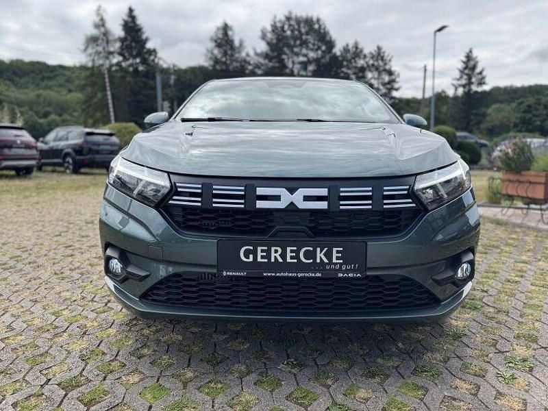 Gebraucht Dacia Sandero Expression 91 PS (66 kW) 2025 Grün Kleinwagen