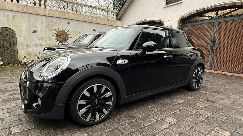 Schwarz Gebraucht 2015 Mini Cooper S Kleinwagen | 10.990 € - Bild 1/4