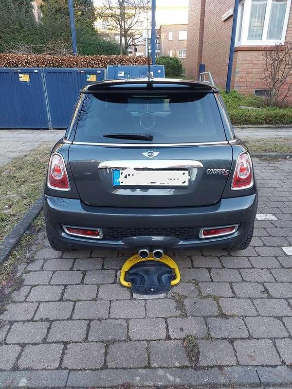 Gebraucht Mini Cooper S 184 PS (135 kW) 2012 Schwarz Kleinwagen