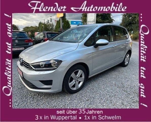 Silber Gebraucht 2014 VW Golf Sportsvan Comfortline Van / Kleinbus | 11.980 € (Teuer) - Bild 1/4