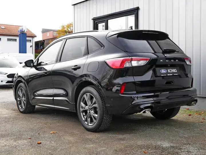 Gebraucht Ford Kuga ST-Line 120 PS (88 kW) 2023 Schwarz SUV