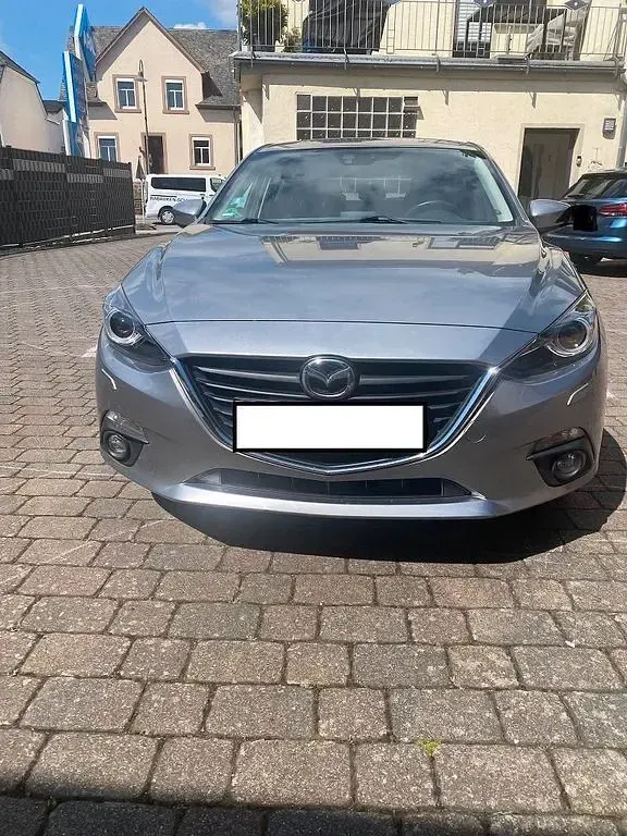Gebraucht Mazda 3 Center-Line 120 PS (88 kW) 2014 Silber Limousine