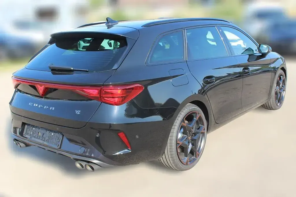 Neu Cupra Leon VZ 333 PS (244 kW) 2026 Schwarz Limousine