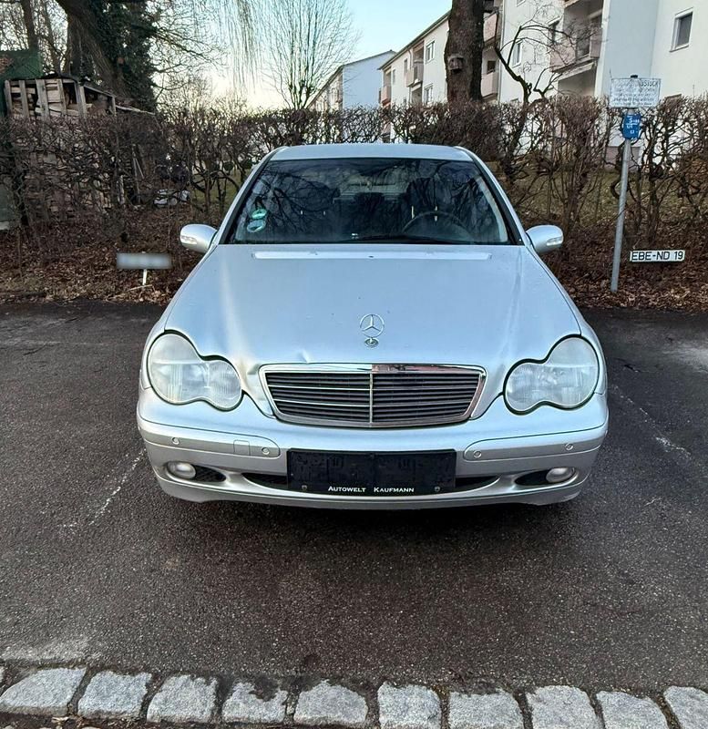 Gebraucht Mercedes C180 Classic 143 PS (105 kW) 2003 Silber Limousine