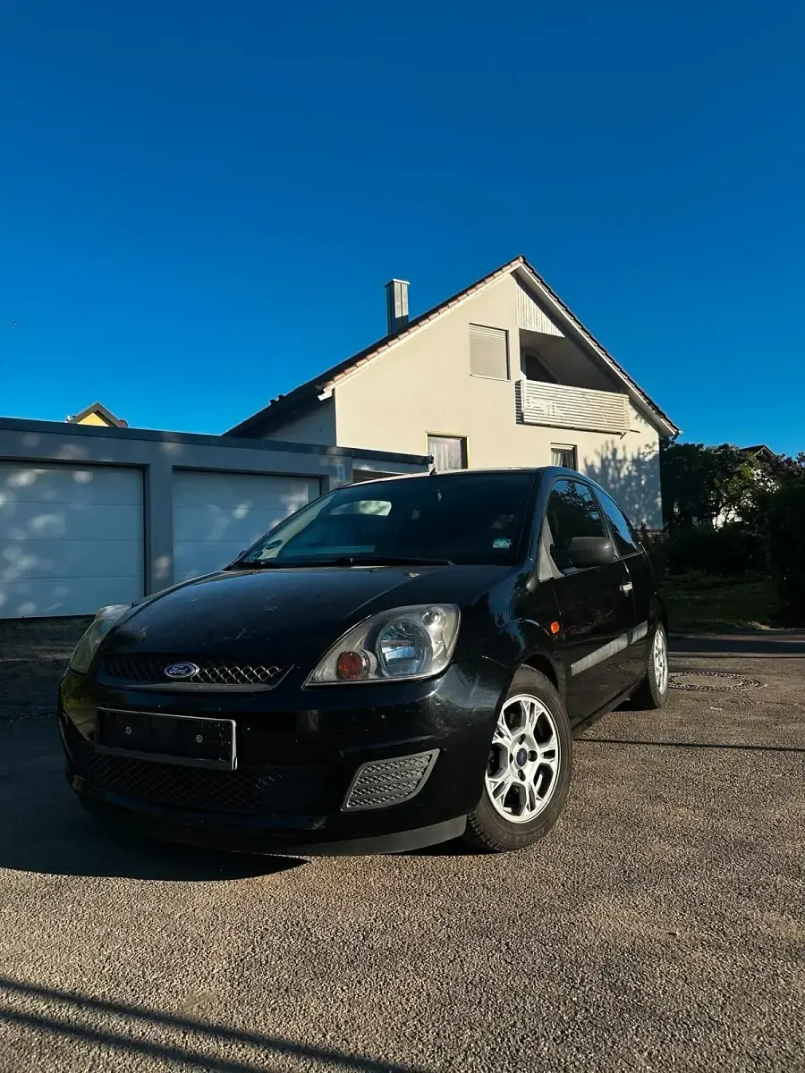 Gebraucht Ford Fiesta 69 PS (50 kW) 2007 Schwarz Kleinwagen