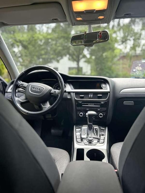 Gebraucht Audi A4 S-Line 150 PS (110 kW) 2014 Grau Limousine