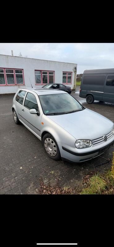 Silber Gebraucht 1999 VW Golf IV Coupé | 500 € (Superpreis) - Bild 1/4