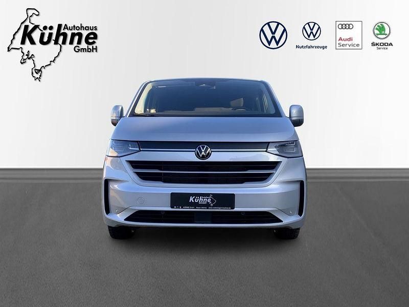 Neu VW Caravelle Style 170 PS (125 kW) 2025 Grau Van / Kleinbus