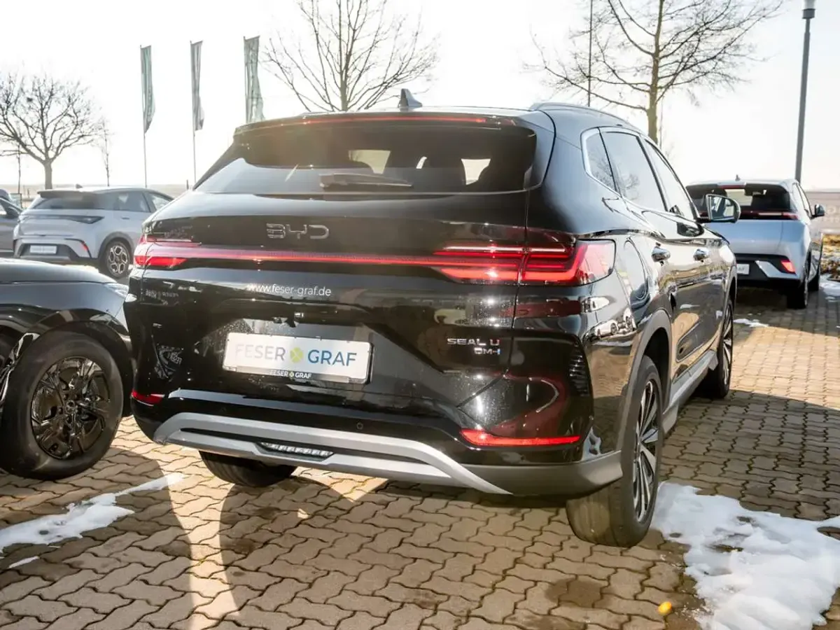 Gebraucht BYD Seal U Design 324 PS (238 kW) 2026 Schwarz SUV