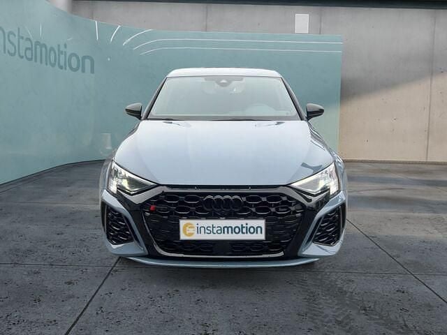 Gebraucht Audi RS3 400 PS (294 kW) 2024 Grau Limousine