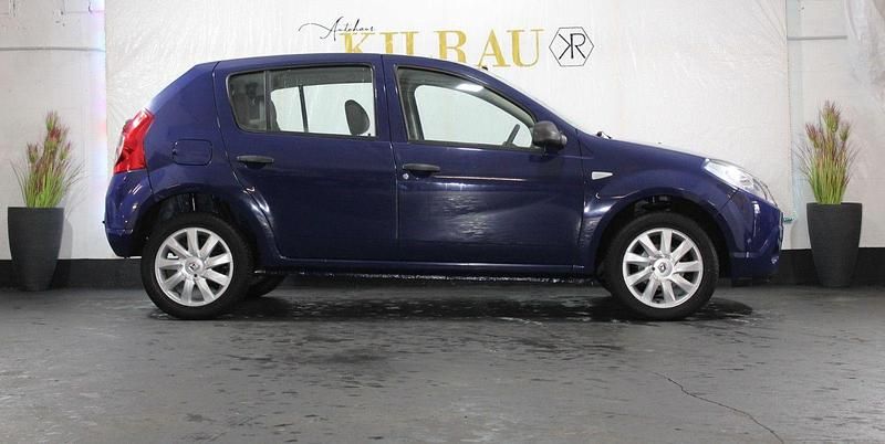 Second-hand Dacia Sandero Basis 75 CP (55 kW) 2009 Albastru Hatchback
