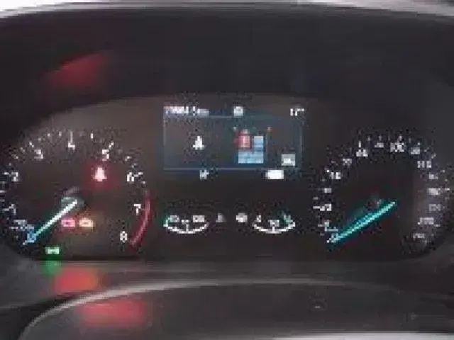 Gebraucht Ford Focus Titanium 125 PS (91 kW) 2024 Schwarz Kombi