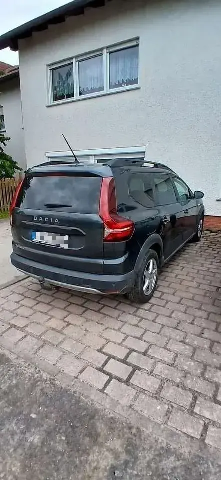 Gebraucht Dacia Jogger Comfort 101 PS (74 kW) 2022 Grau Van / Kleinbus