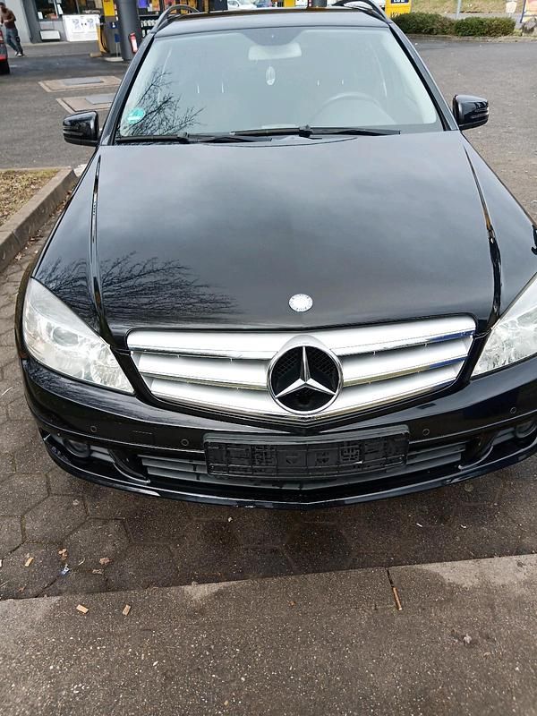 Gebraucht Mercedes C220 170 PS (125 kW) 2010 Schwarz Kombi