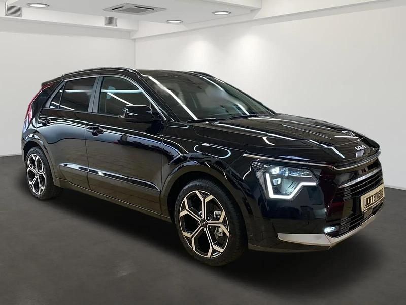 Neu Kia Niro Spirit 126 PS (92 kW) 2025 Schwarz SUV