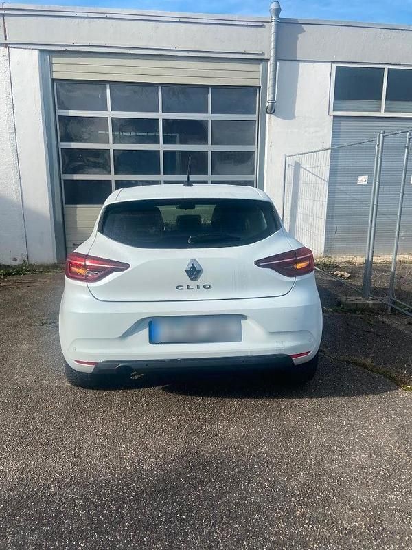 Weiß Gebraucht 2021 Renault Clio V Intens Kleinwagen | 13.800 € (Fairer Preis) - Bild 1/4