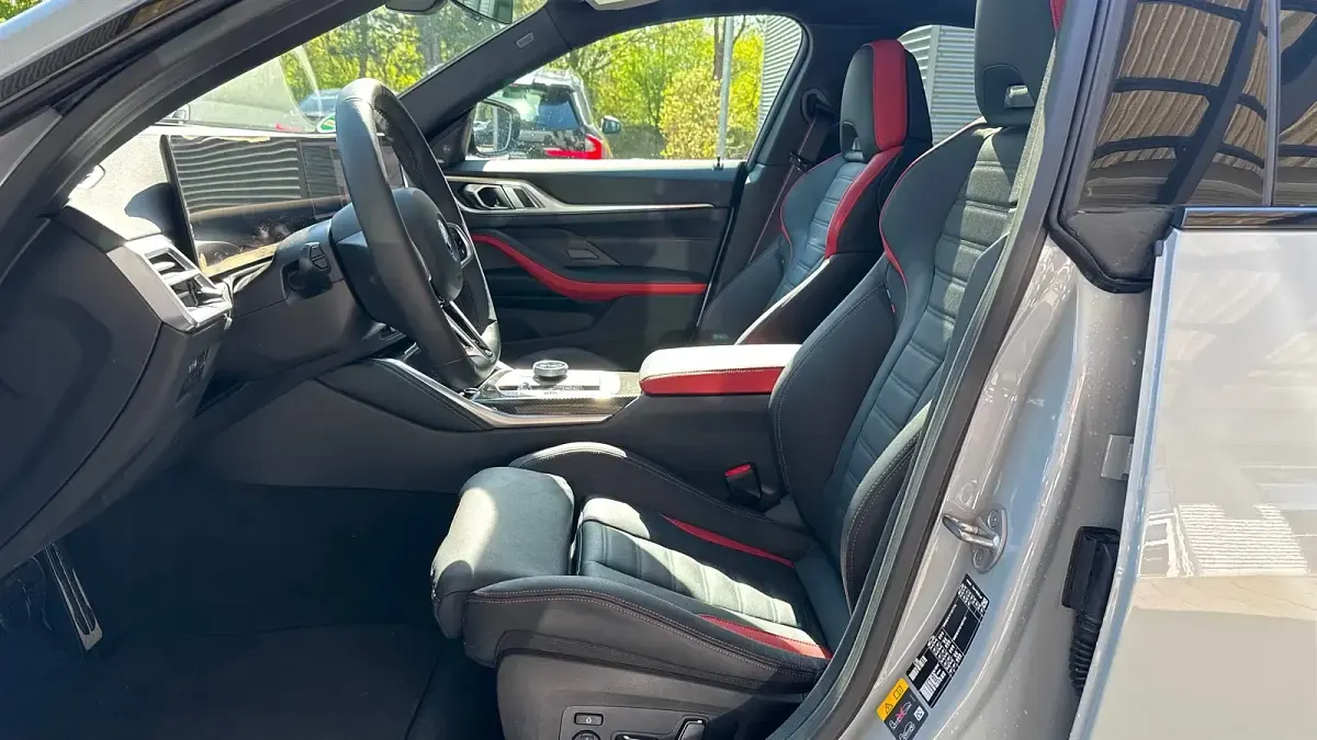 Gebraucht BMW i4 Comfort Edition 250 kW (340 PS) 2026 M brooklyn grau metallic Limousine