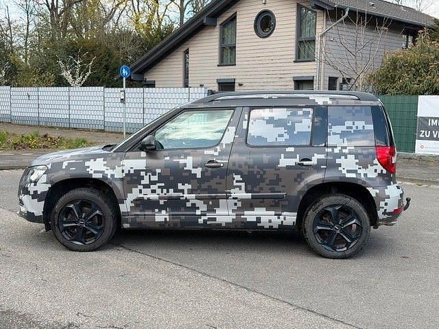 Gebraucht Skoda Yeti Drive 150 PS (110 kW) 2017 Beige SUV