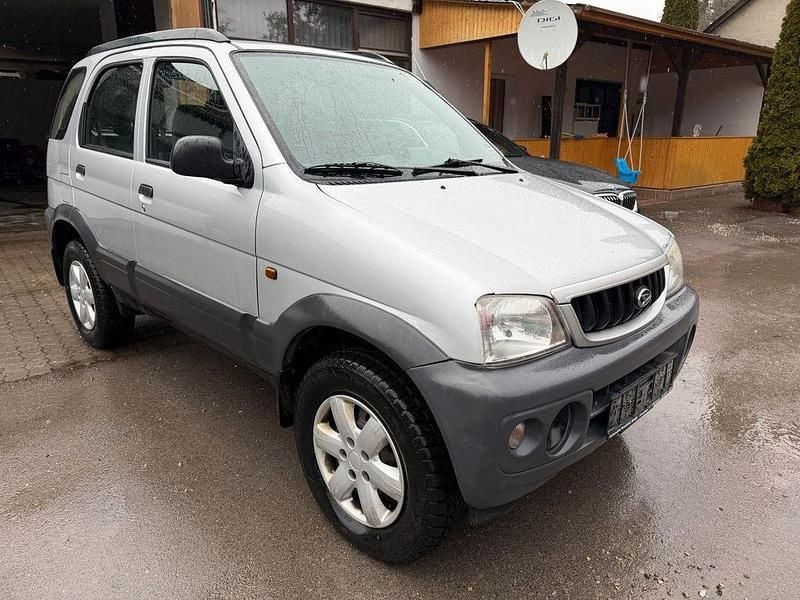 Gebraucht Daihatsu Terios 86 PS (63 kW) 2004 Silber SUV