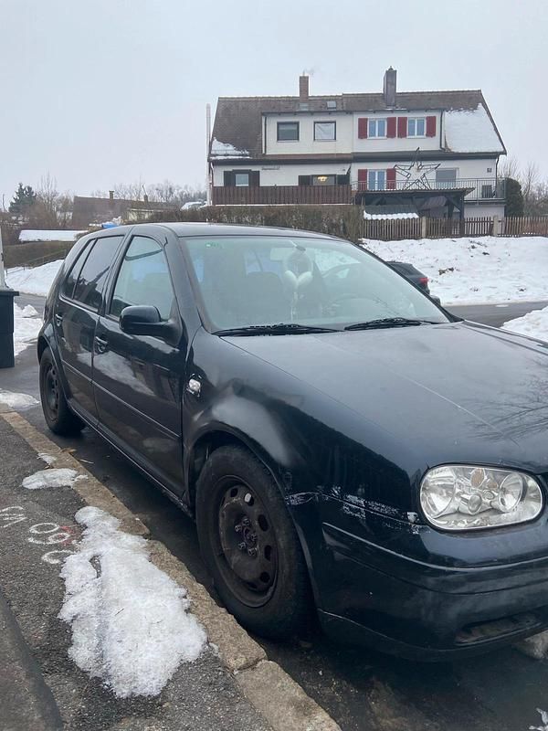 Gebraucht VW Golf IV 116 PS (85 kW) 2003 Blau Limousine