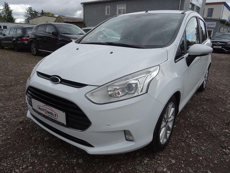 Weiß Gebraucht 2017 Ford B-MAX Titanium Van / Kleinbus | 6.390 € (Guter Preis) - Bild 1/4