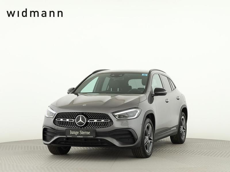Metalliclack mountaingrau Gebraucht 2022 Mercedes GLA250 AMG line SUV | 31.850 € (Guter Preis) - Bild 1/4
