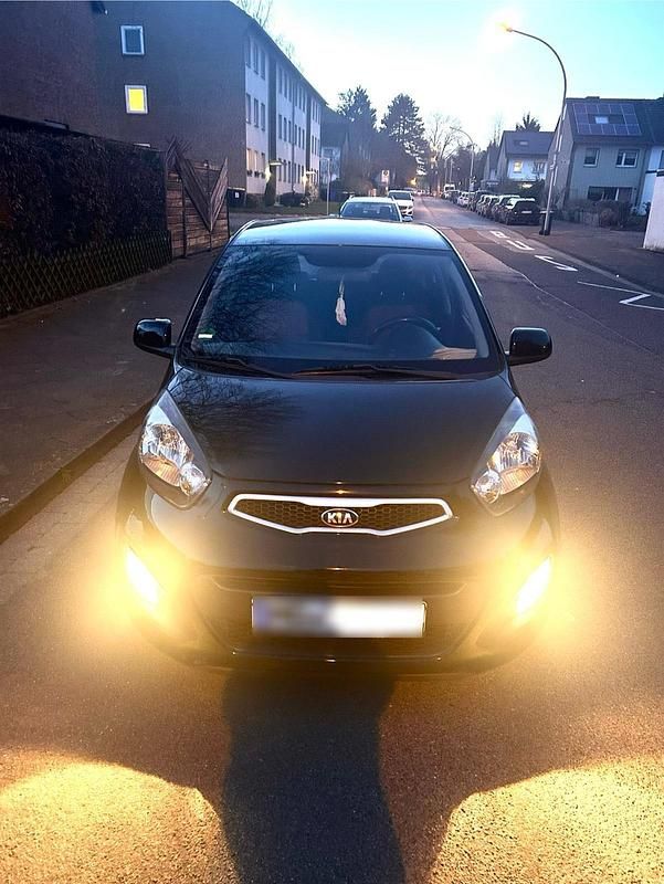 Gebraucht Kia Picanto 62 PS (45 kW) 2014 Schwarz Kleinwagen