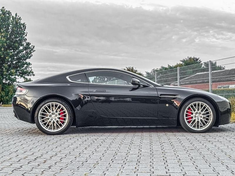 Gebraucht Aston Martin Vantage 426 PS (313 kW) 2009 Schwarz Coupé