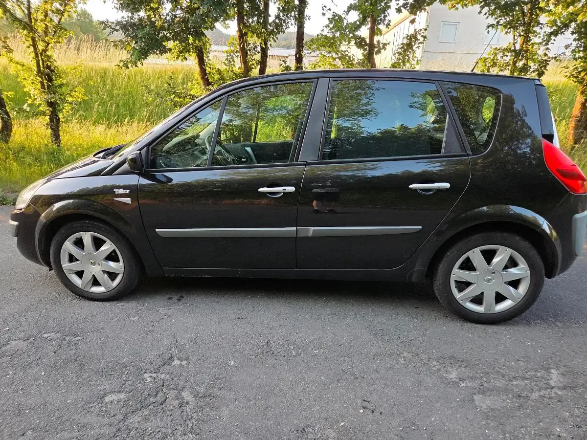 Gebraucht Renault Scénic 131 PS (96 kW) 2006 Schwarz Van / Kleinbus