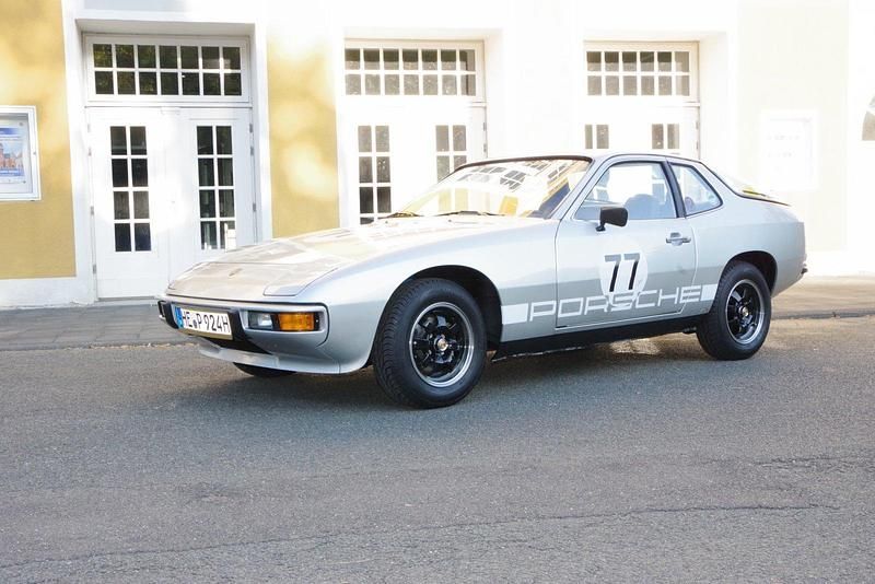 Silber Gebraucht 1977 Porsche 924 Coupé | 22.924 € - Bild 1/4