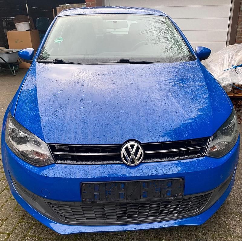 Blau Gebraucht 2013 VW Polo Kleinwagen | 4.300 € (Superpreis) - Bild 1/4