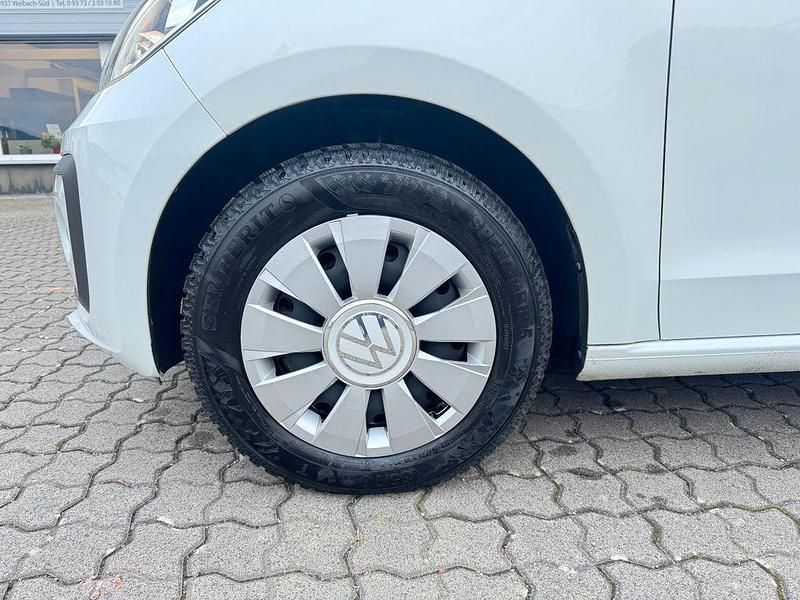 Gebraucht VW up! 65 PS (47 kW) 2021 Weiß Kleinwagen
