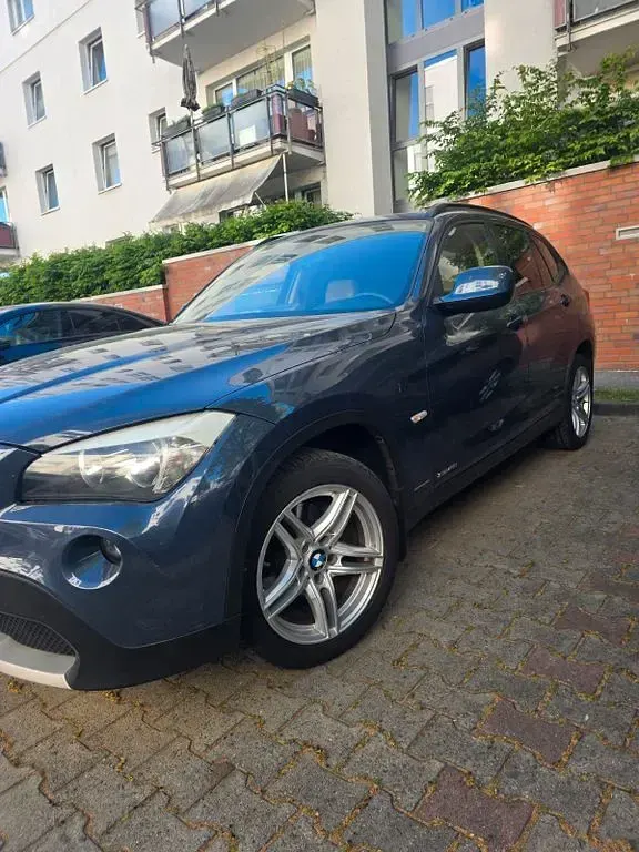 Gebraucht BMW X1 150 PS (110 kW) 2011 Blau SUV