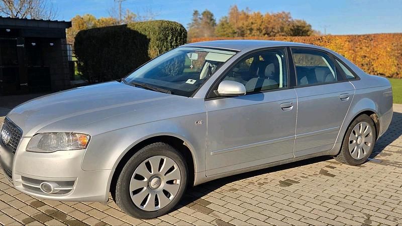 Gebraucht Audi A4 130 PS (95 kW) 2005 Silber Limousine