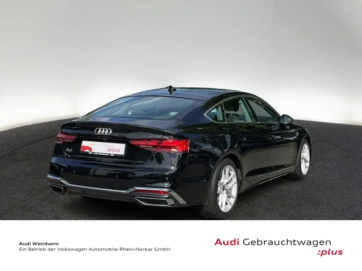 Gebraucht Audi A5 Sportback S-Line 204 PS (150 kW) 2023 Mythosschwarz metallic Kleinwagen