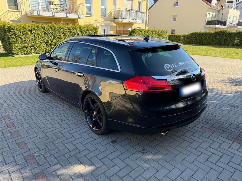 Gebraucht Opel Insignia OPC 160 PS (117 kW) 2012 Schwarz Kombi