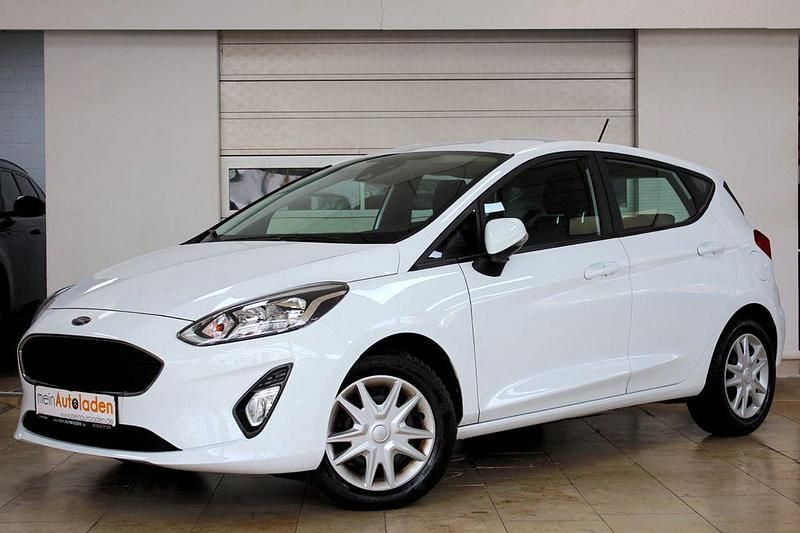 Frozen white Gebraucht 2017 Ford Fiesta Limousine | 10.650 € (Etwas zu teuer) - Bild 1/4