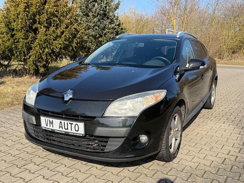 Gebraucht Renault Mégane GrandTour Dynamique 106 PS (77 kW) 2010 Schwarz Kombi
