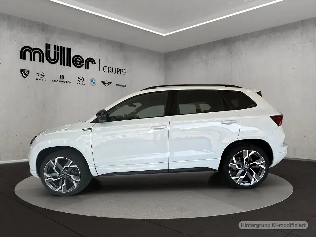 Neu Skoda Karoq SportLine 190 PS (139 kW) 2026 Weiß SUV