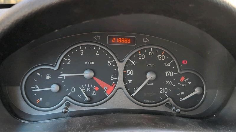 Gebraucht Peugeot 206 75 PS (55 kW) 2002 Silber Kleinwagen