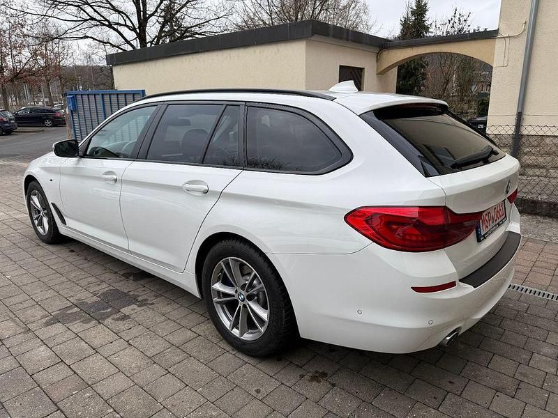 Gebraucht BMW 520 190 PS (139 kW) 2019 Weiß Kombi