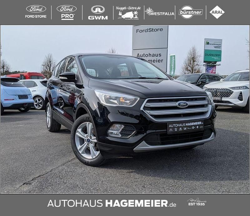 Gebraucht Ford Kuga Trend 120 PS (88 kW) 2017 Iridium schwarz mica SUV