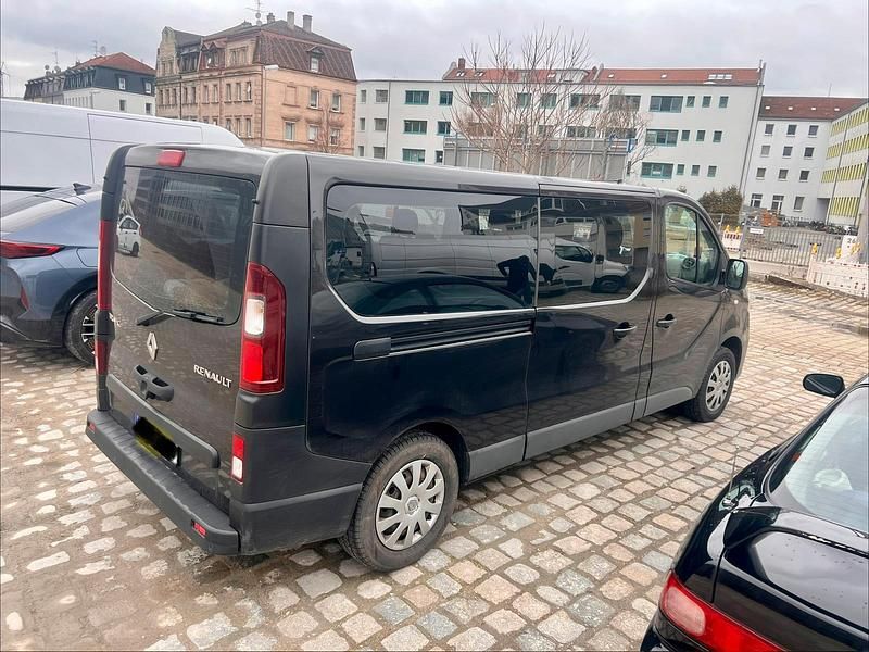 Gebraucht Renault Trafic 125 PS (91 kW) 2017 Schwarz Van / Kleinbus
