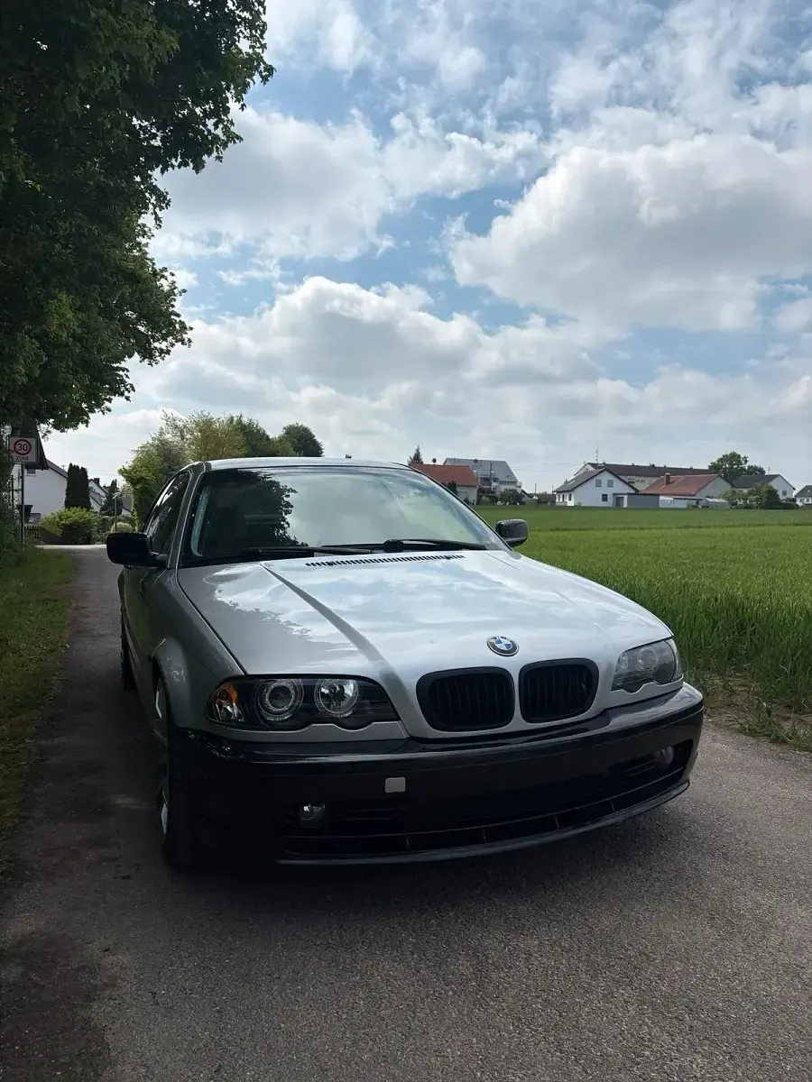 Gebraucht BMW 323 170 PS (125 kW) 2000 Silber Coupé