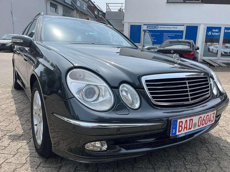 Grau Gebraucht 2004 Mercedes E320 Kombi | 6.400 € (Etwas zu teuer) - Bild 1/4
