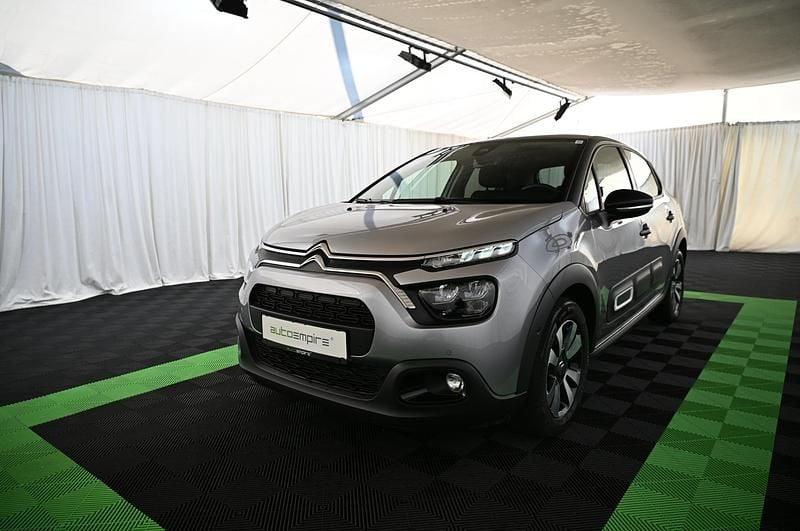 Gebraucht Citroën C3 Shine 110 PS (80 kW) 2023 Grau Kleinwagen