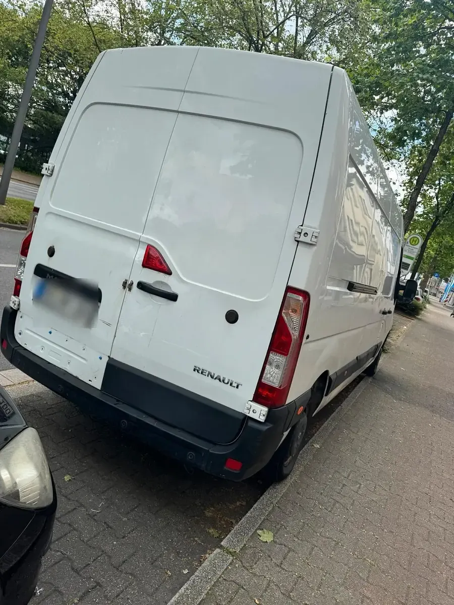 Używany Renault Master 130 KM (95 kW) 2018 Biały Van